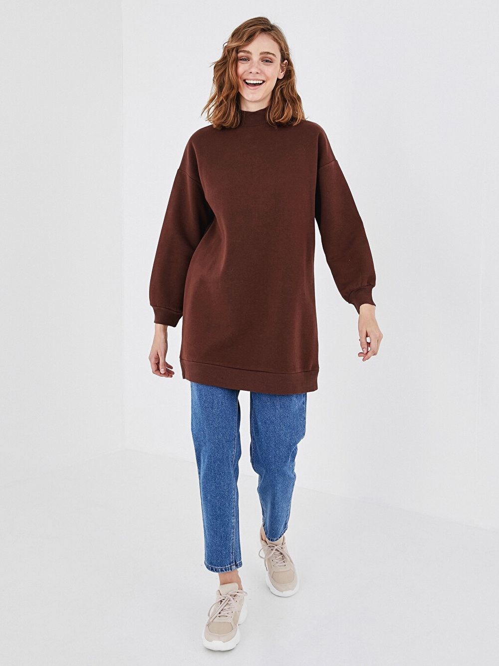 Women’s Oversized Brown Mock Neck Sweater - Classic Casual Pullover